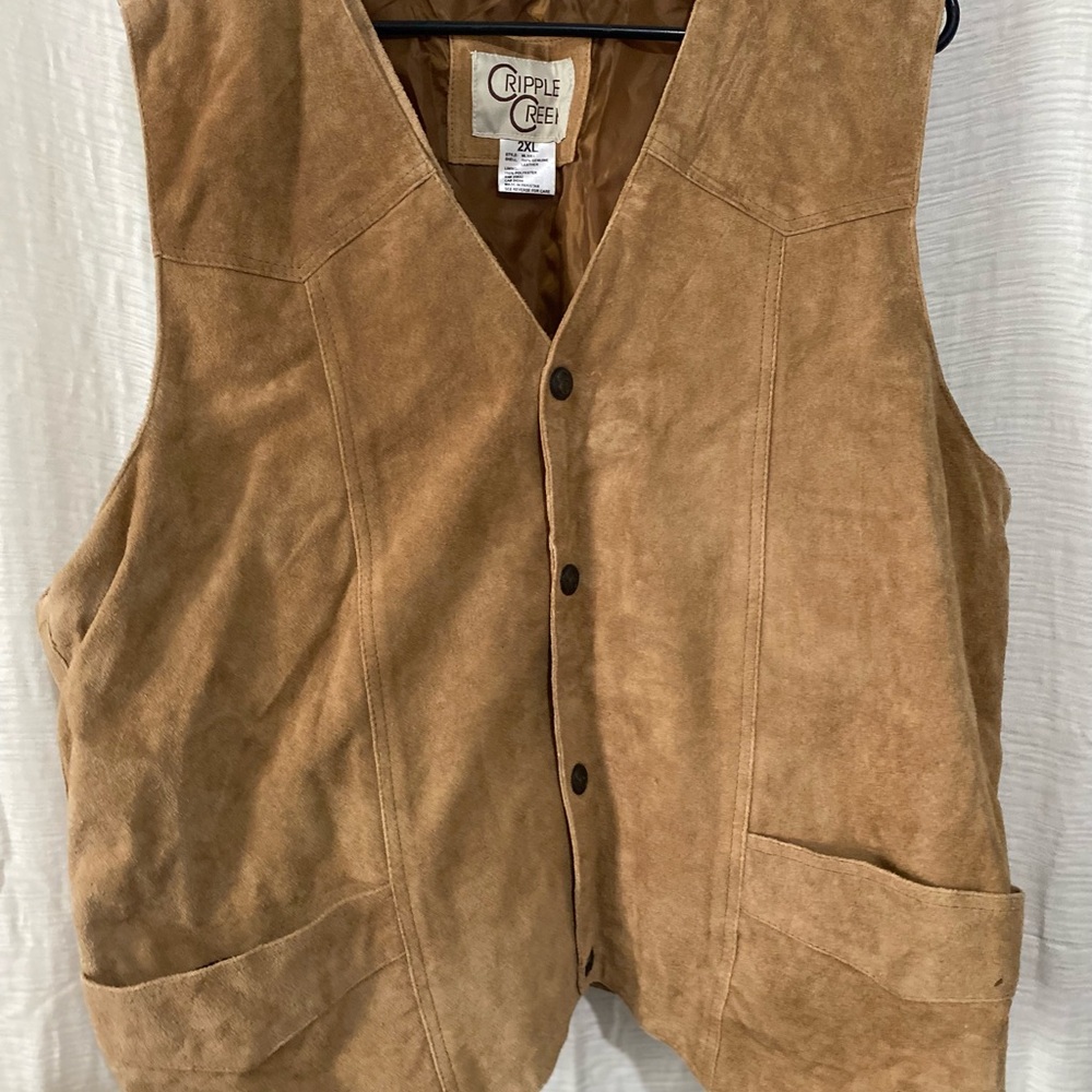 Tan Suede Vest with Classic Western Style
